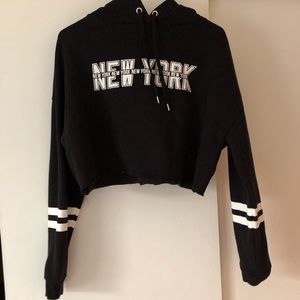 cropped hoodie